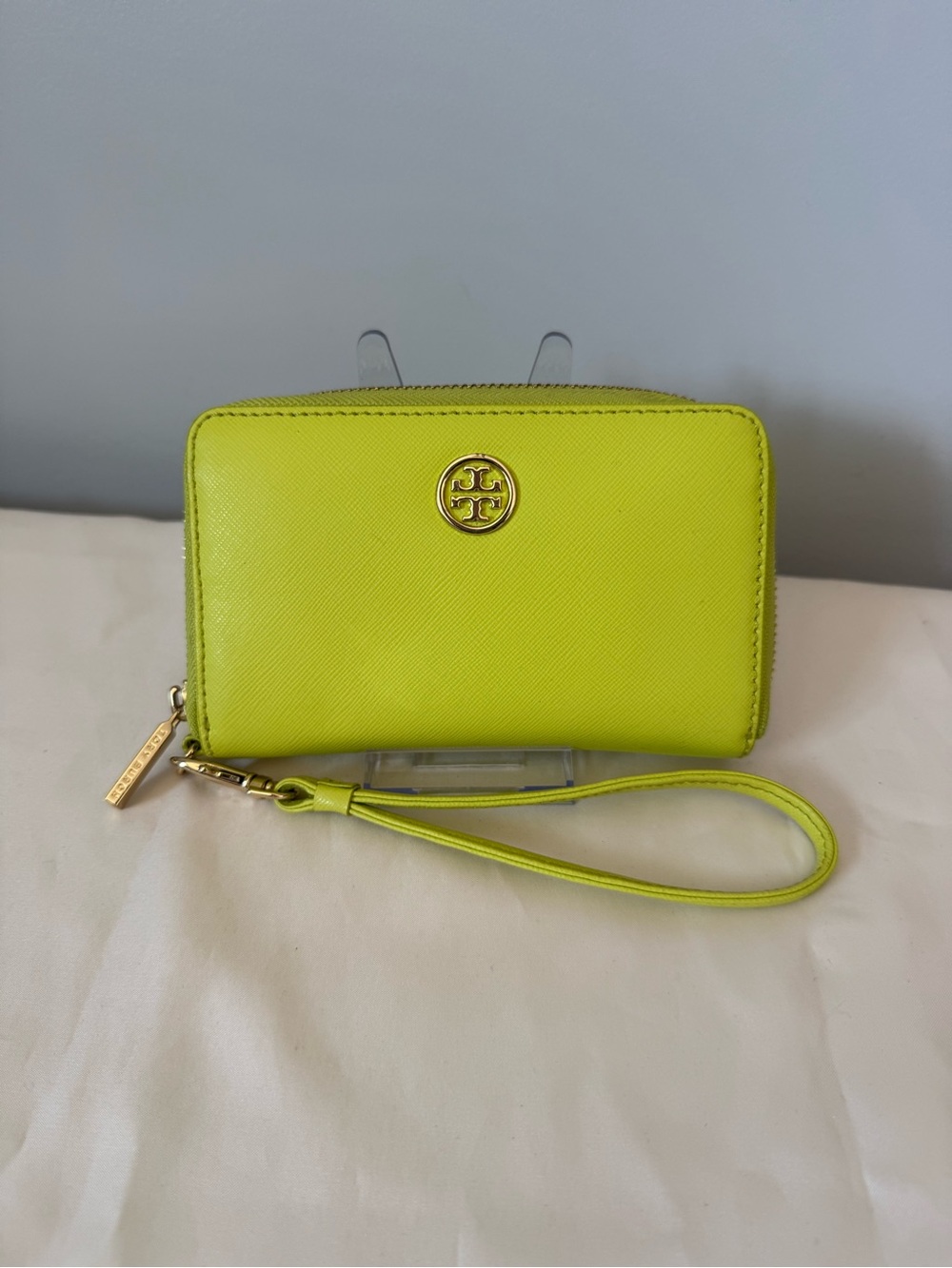 Tory Burch Robinson Zip Around Saffiano Leather Wristlet